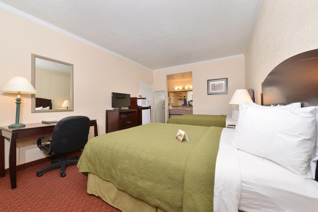 Quality Inn Temecula Valley Wine Country מראה חיצוני תמונה
